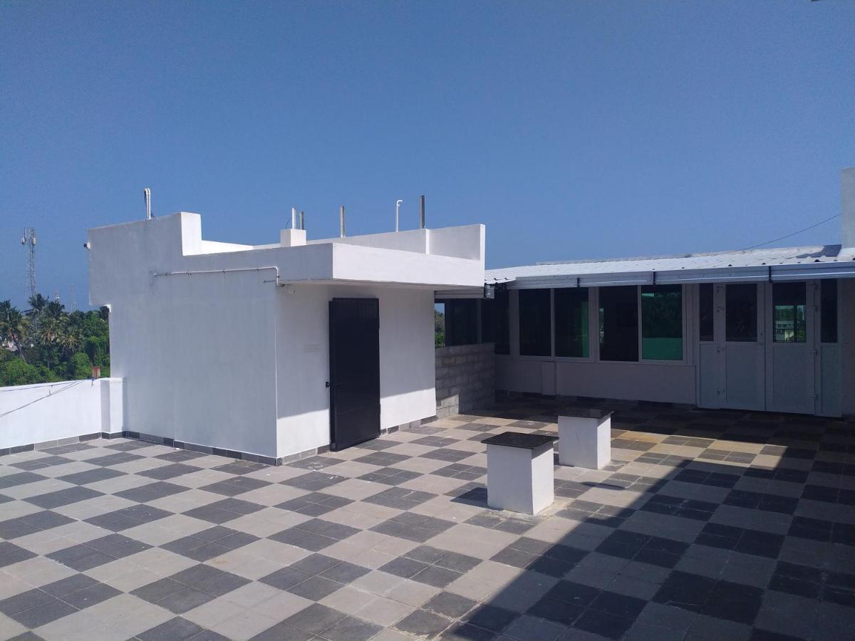 Hotel Rani And Rani Residency Пондичерри Экстерьер фото