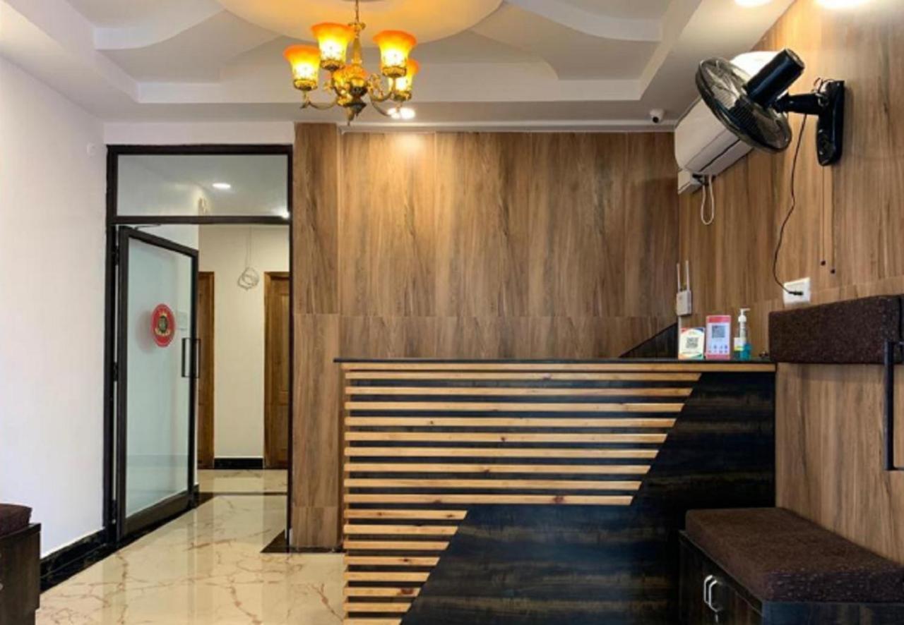 Hotel Rani And Rani Residency Пондичерри Экстерьер фото
